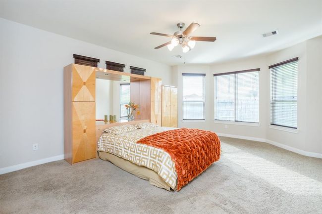 4622 Regal Shadow Ln, House other with 6 bedrooms, 4 bathrooms and 2 parking in Sugar Land TX | Image 16