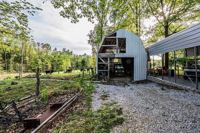 620 Sutton Ln, House other with 3 bedrooms, 2 bathrooms and null parking in Beech Creek KY | Image 19