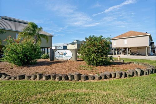 102 Trout Ct, Dulac, LA, 70353-2238 | Card Image