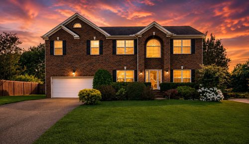 805 Wickshire Dr, Brentwood, TN, 37027-8283 | Card Image