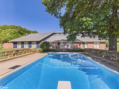 2038 W Finley Ave, Ottumwa, IA, 52501-3757 | Card Image