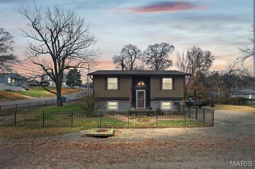 3112 Edgewood Ave, Alton, IL, 62002-2918 | Card Image