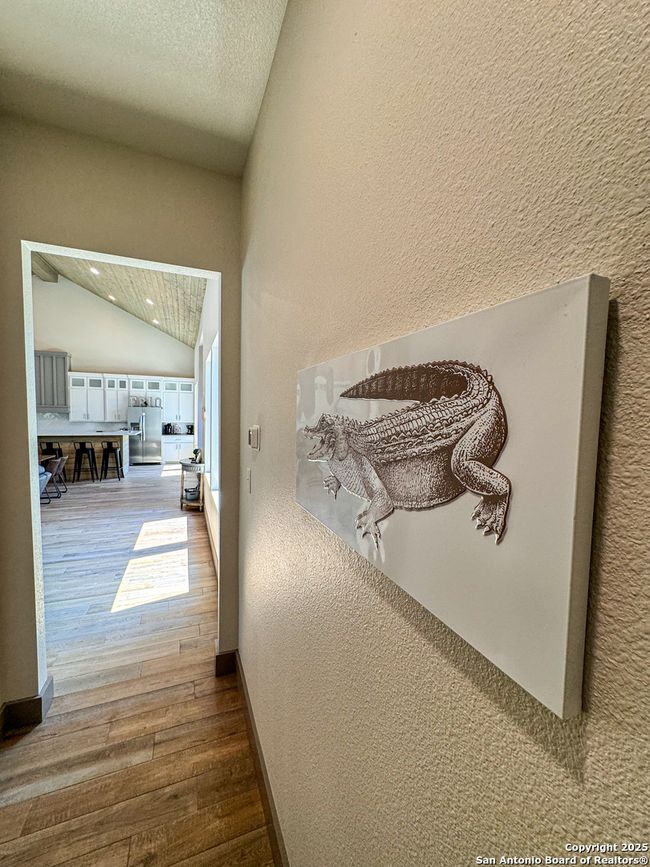 34 Lazy Dr, House other with 5 bedrooms, 6 bathrooms and null parking in Concan TX | Image 12