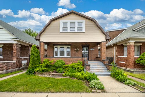 10734 S Avenue F, CHICAGO, IL, 60617-6708 | Card Image