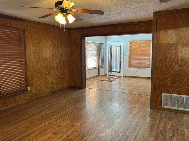 103 Lakeshore Loop, House other with 3 bedrooms, 2 bathrooms and null parking in Tow TX | Image 5