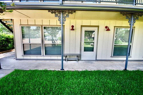 1-202 E Oak St, Weatherford, TX, 76086-4463 | Card Image