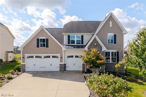 3132 Cloverhurst St Ne, Canton, OH, 44721-2779 | Card Image