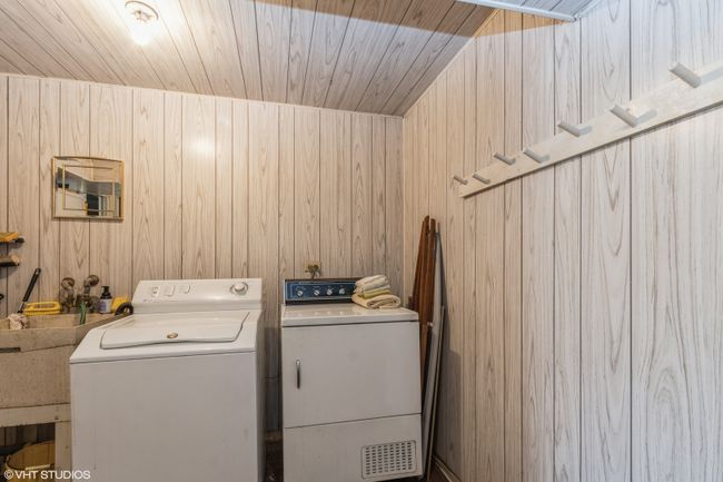 17258 Thornwood Dr, House other with 4 bedrooms, 3 bathrooms and 2 parking in South Holland IL | Image 18
