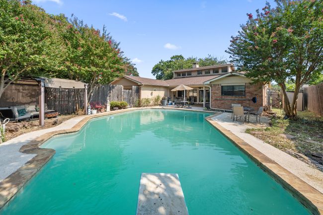 Generous Back yard for Entertaining | Image 27