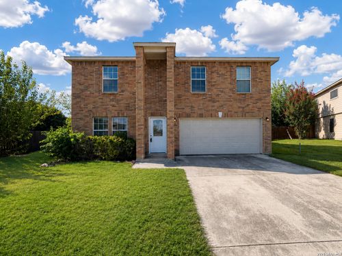 101 Willow Hl, Cibolo, TX, 78108-3273 | Card Image