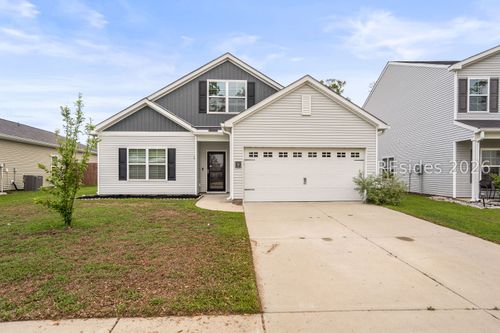 9 Chinquapin St, Beaufort, SC, 29906-7207 | Card Image