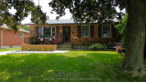26 Sinclair Ave, Saint Thomas, ON, N5R3A8 | Card Image