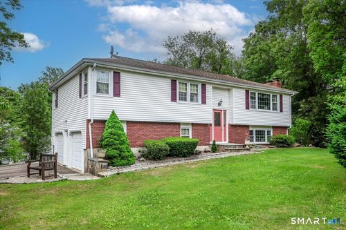 3 Poe Place, Shelton, CT, 06484 | Card Image