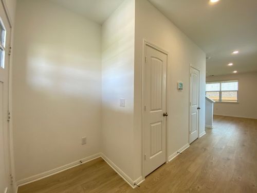 412 Brody Ln, Georgetown, TX, 78626-3039 | Card Image