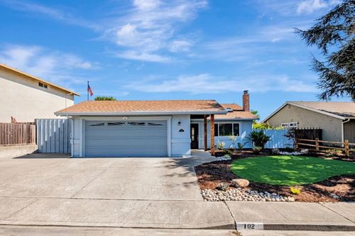 102 Banbury Way, Benicia, CA, 94510-1605 | Card Image