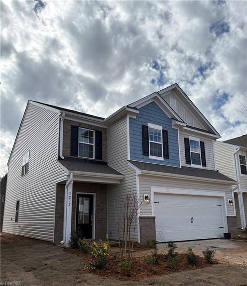 5272 Amaryllis Way, Winston-Salem, NC, 27104-3792 | Card Image