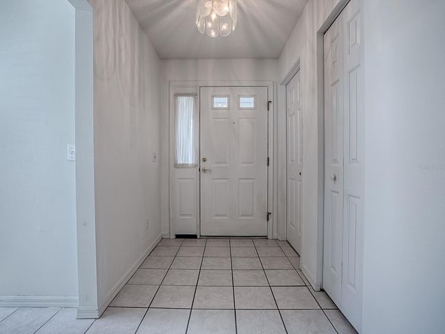 32708 Westwood Loop, House other with 2 bedrooms, 2 bathrooms and null parking in LEESBURG FL | Image 6