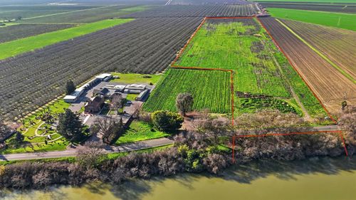 32795 S River Rd, Clarksburg, CA, 95612-5043 | Card Image