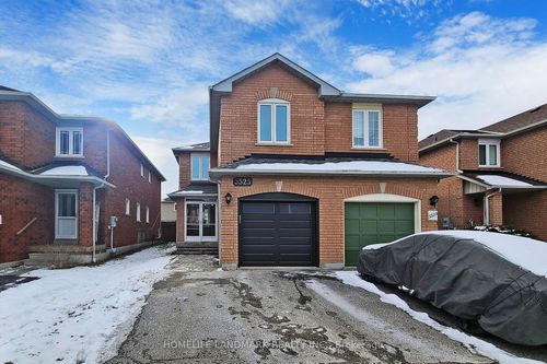 5525 Antrex Cres, Mississauga, ON, L4Z3T6 | Card Image