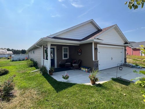 836 Holton Ave, Brainerd, MN, 56401-6302 | Card Image