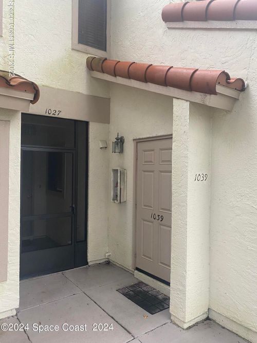 425-1039 Country Club Dr, Titusville, FL, 32780-4988 | Card Image