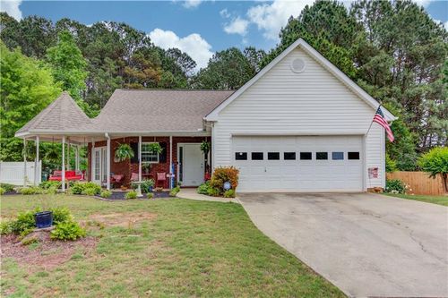 302 Greenleaf Ct, Loganville, GA, 30052-4472 | Card Image