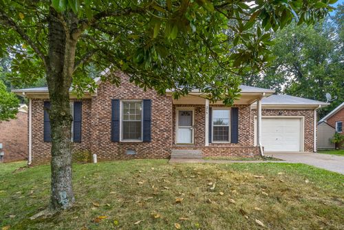 215 Kathleen Ct, Clarksville, TN, 37043-6241 | Card Image