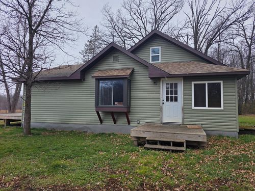 2113 210th St, Mahnomen, MN, 56557-9095 | Card Image