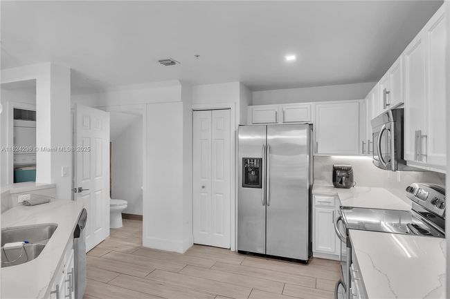 APT-209 - 11401 Nw 89 Th St, Home with 2 bedrooms, 3 bathrooms and null parking in Doral FL | Image 25