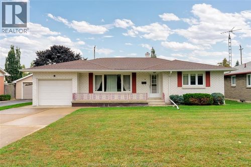 16 Pulford, Leamington, ON, N8H2J3 | Card Image