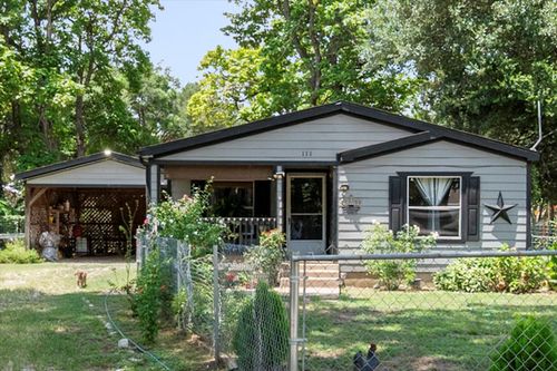 111 Emma St, Athens, TX, 75751-4707 | Card Image