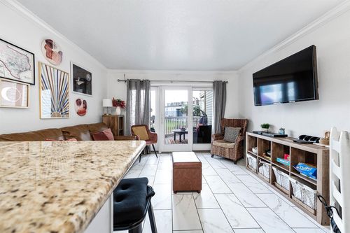 3114-6300 Seawall Blvd, Galveston, TX, 77551-2219 | Card Image