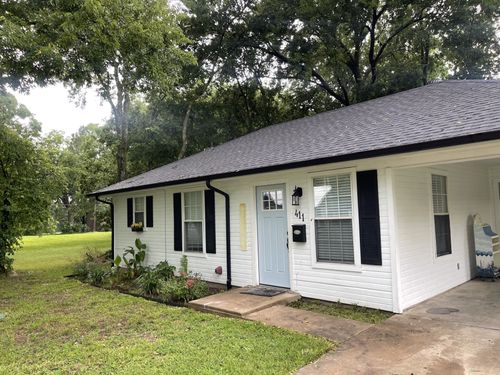 411 Smith St, Bonham, TX, 75418-4548 | Card Image