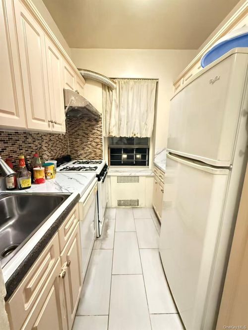 apt-5k-6333 98th Pl, Rego Park, NY, 11374-2321 | Card Image