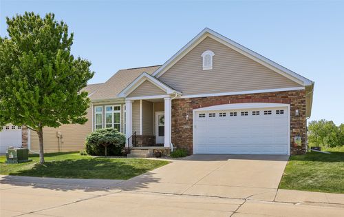 3008 Sw Westview Ln, Ankeny, IA, 50023-7002 | Card Image