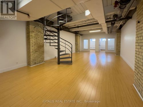 4a-219 Dufferin St, Toronto, ON, M6K3J1 | Card Image
