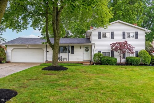 325 Main St Sw, Brewster, OH, 44613-1309 | Card Image