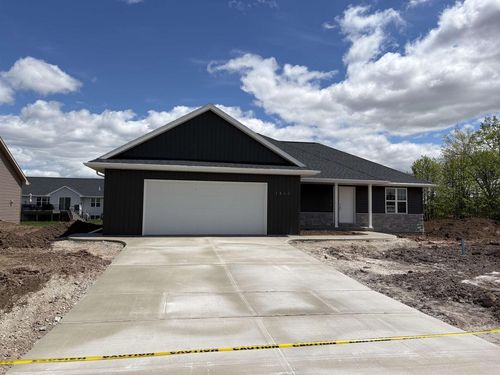 1262 Putnam Drive, PULASKI, WI, 54162 | Card Image