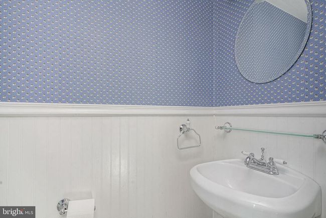 86 E 3 Rd St, Home with 2 bedrooms, 2 bathrooms and null parking in MOORESTOWN NJ | Image 25