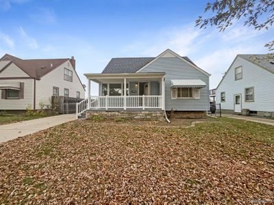 12467 Longtin Street, Home with 3 bedrooms, 2 bathrooms and null parking in Southgate MI | Image 1