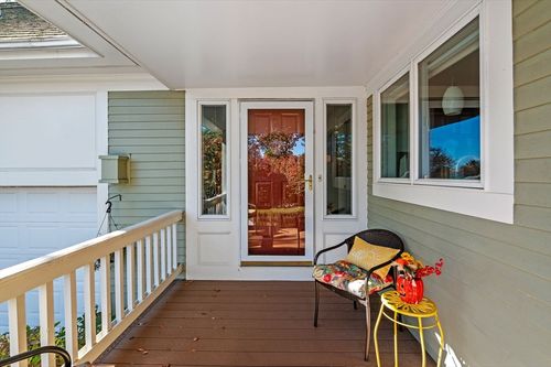 1 Court Ln, Ipswich, MA, 01938-3027 | Card Image