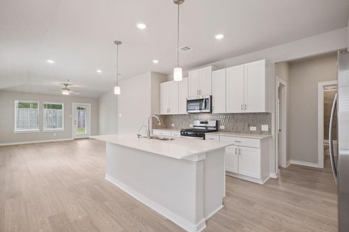 1920 Velvet Oak Ln, Conroe, TX, 77304-3382 | Card Image