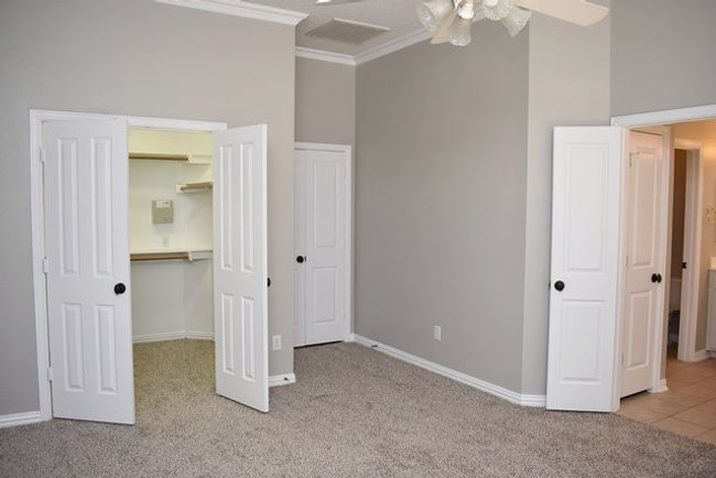 208 Silver Oak Dr, House other with 3 bedrooms, 2 bathrooms and null parking in Grapevine TX | Image 10