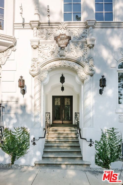 505-1302 N Sweetzer Ave, West Hollywood, CA, 90069-2606 | Card Image
