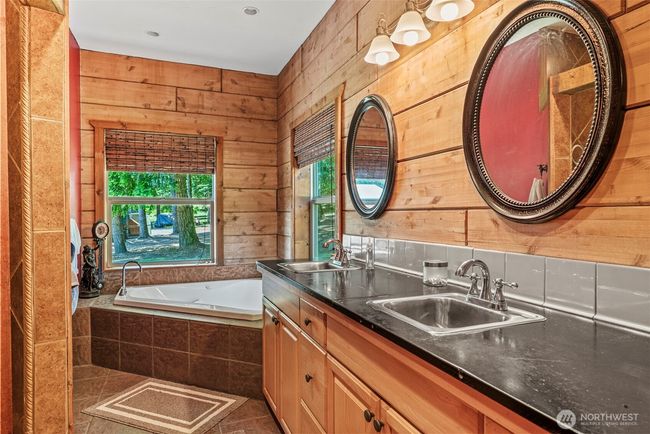 Primary Bath | Image 24