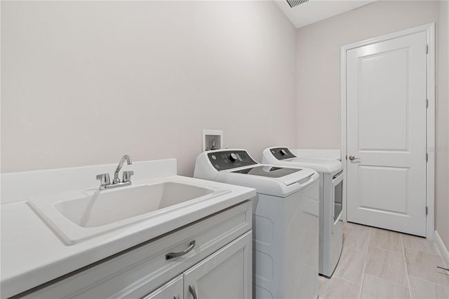 7851 Stoney Bay Loop, House other with 3 bedrooms, 2 bathrooms and null parking in KISSIMMEE FL | Image 27