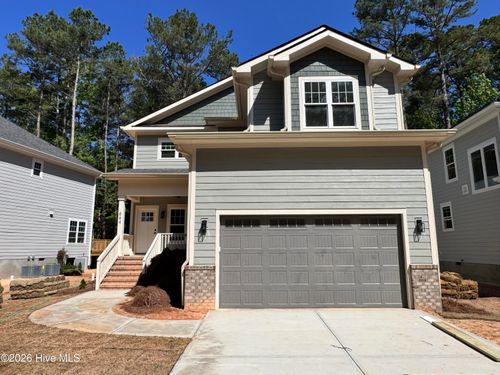 664 Wren Ln, Vass, NC, 28394-8676 | Card Image
