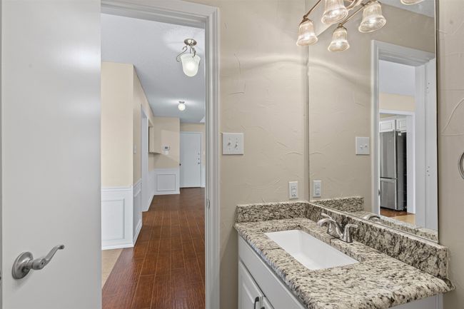 1404 Ranchview Ct, House other with 3 bedrooms, 3 bathrooms and null parking in Carrollton TX | Image 7
