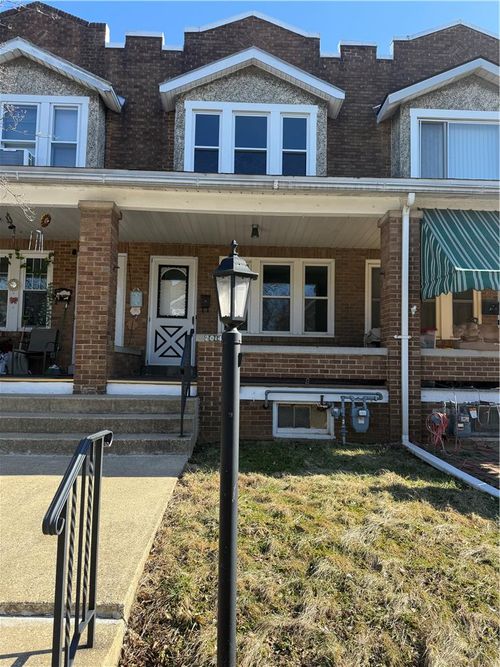 2014 W Green St, Allentown, PA, 18104-4028 | Card Image