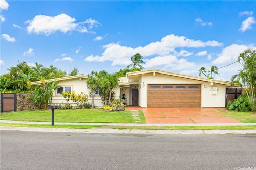 823 Halula Pl, Kailua, HI, 96734-3866 | Card Image
